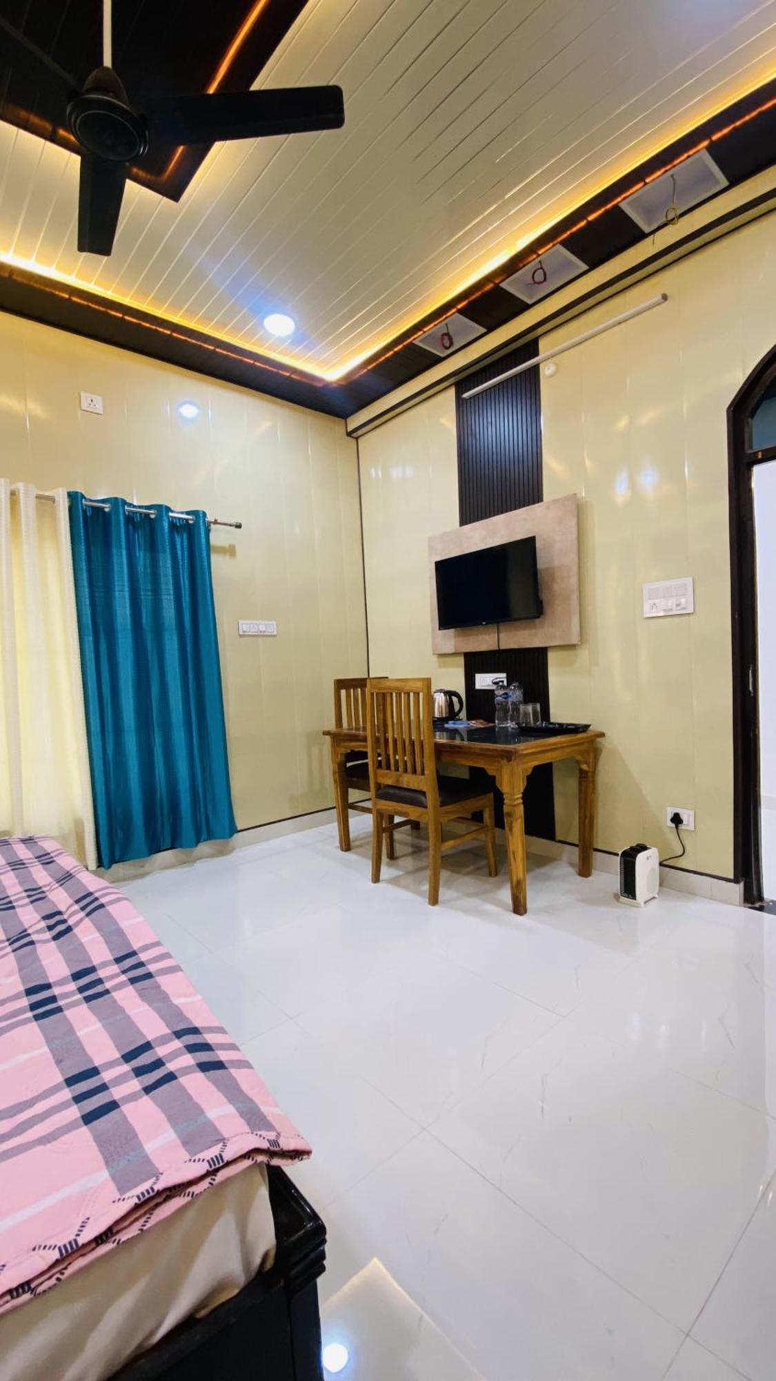 فندق Mandir Saket Bhawan Ayodhya المظهر الخارجي الصورة